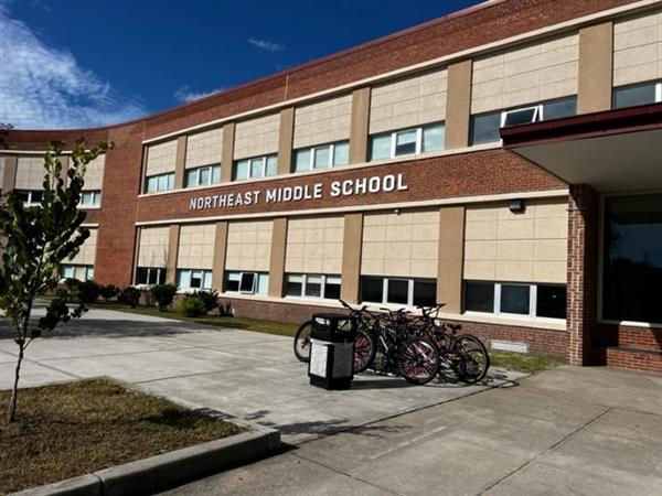 Image of Northeast Middle School school front