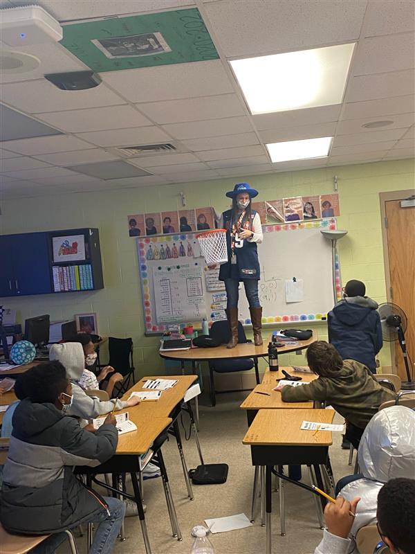 Mrs. Hursh engaging her 5th grade class