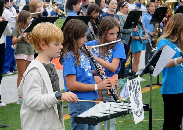 South River Feeder Elementary, Middle and High School Combined Band Performing