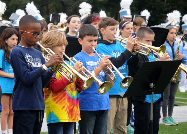 South River Feeder Elementary, Middle and High School Combined Band Performing