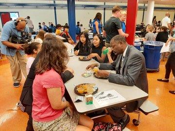 7th Grade Lunch